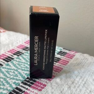 Laura Mercier Nude Sateen Lipstick Matte Finish
